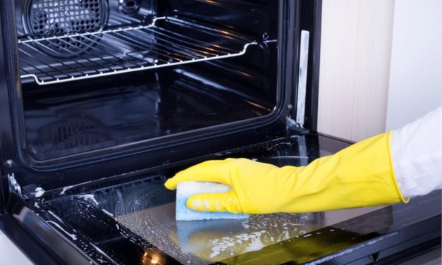 How Professional Cleaners Help Deep Clean Your Oven?