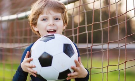 Develop The Self Esteem Of Your Toddler With Football Class