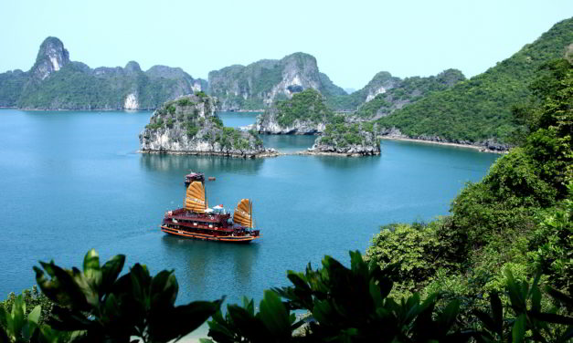 Get Visa And Fly To Vietnam